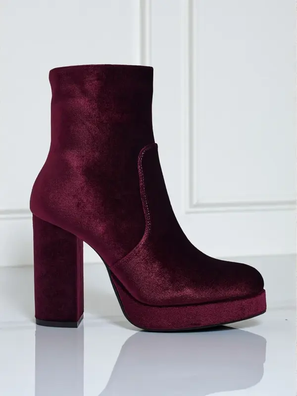 Resti Дамски боти до глезена с токчета