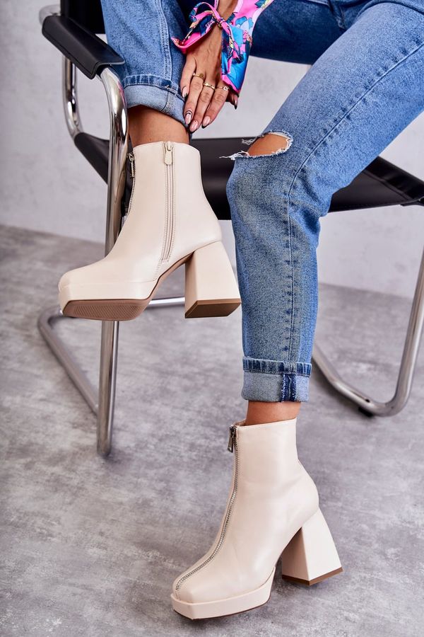 Kesi Дамски боти. Kesi Carrera