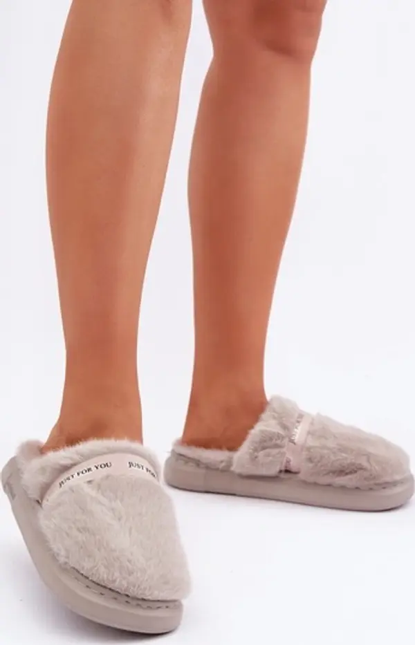 Boto Дамски чехли с козина и декоративна каишка