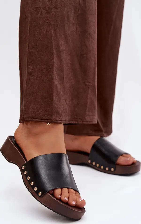 Boto Дамски чехли със златни нитове Terissa