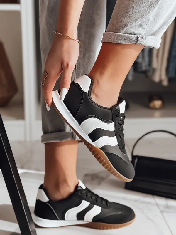 DStreet Дамски черни спортни маратонки Dstreet