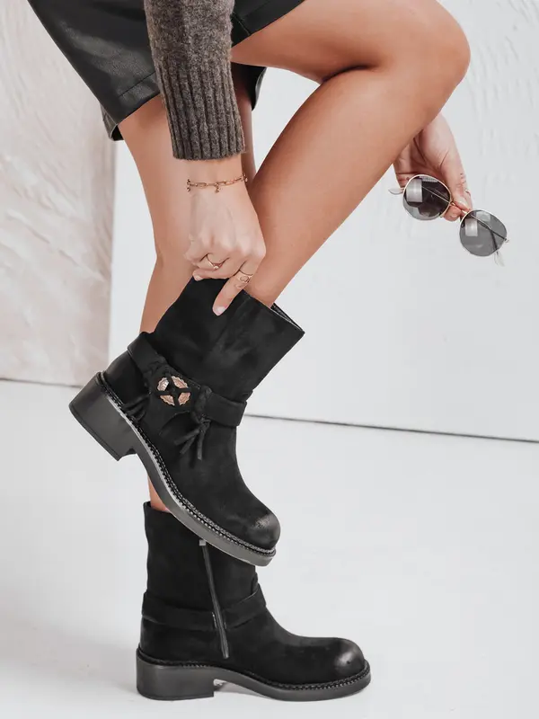 DStreet Дамски черни велурени боти до глезена