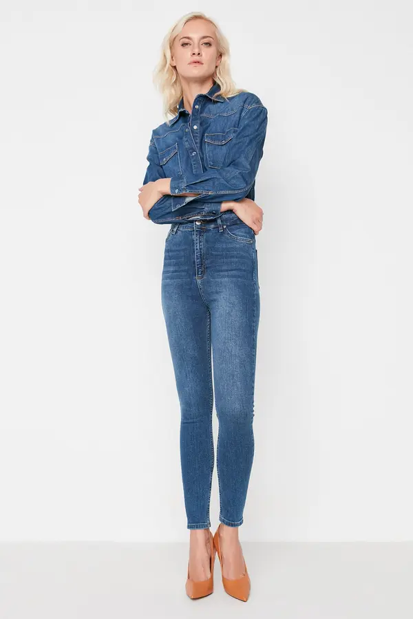 Trendyol Дамски дънки Trendyol Skinny Fit