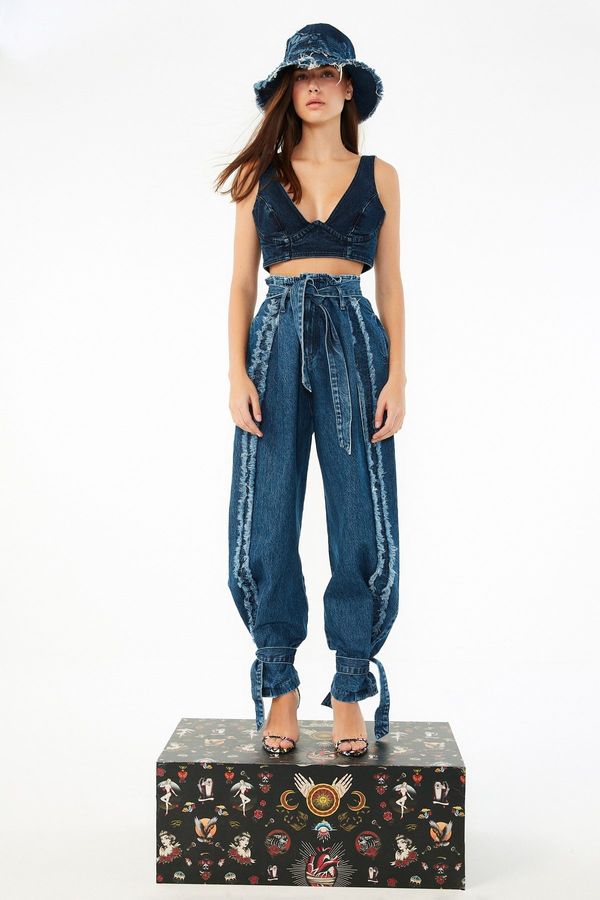 Trendyol Дамски дънки. Trendyol