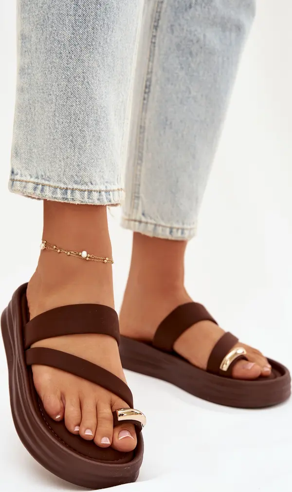 Boto Дамски джапанки с презрамки и златни детайли