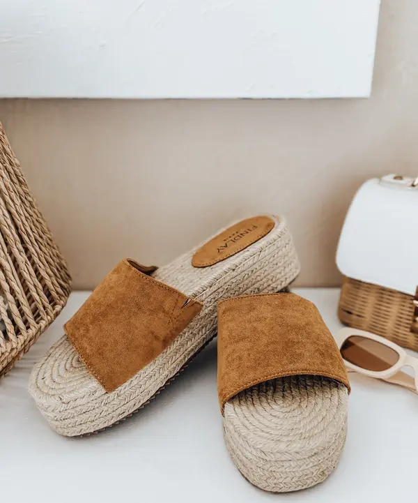 DStreet Дамски джапанки SUMMERRY camel