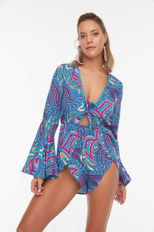 Trendyol Дамски гащеризон. Trendyol Tie detailed