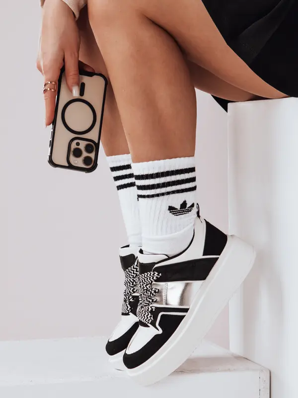 DStreet Дамски кецове на платформа HYPERWAY черни