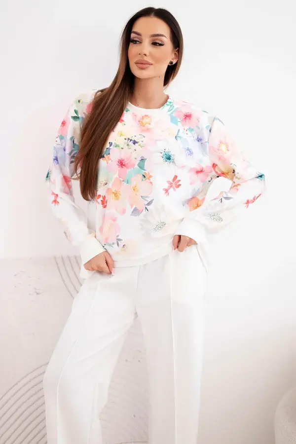 Kesi Włoski Дамски комплект Kesi с флорален мотив