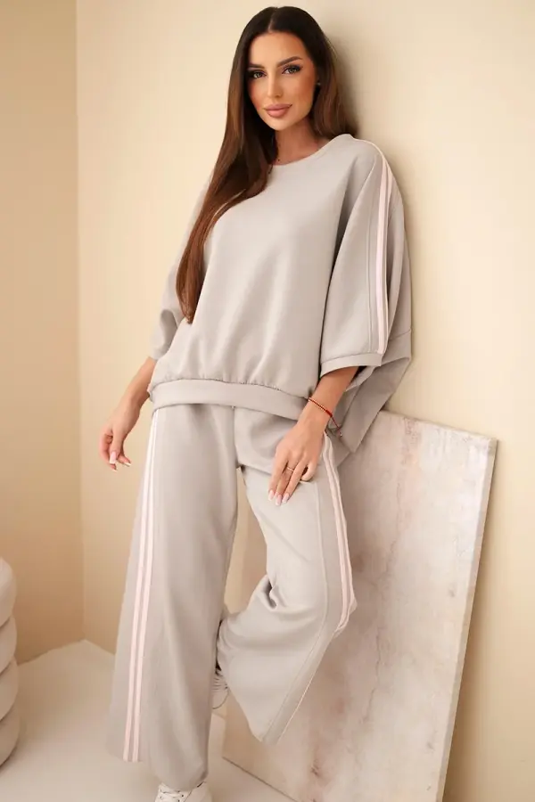 Kesi Włoski Дамски комплект от вискоза Kesi с широки панталони