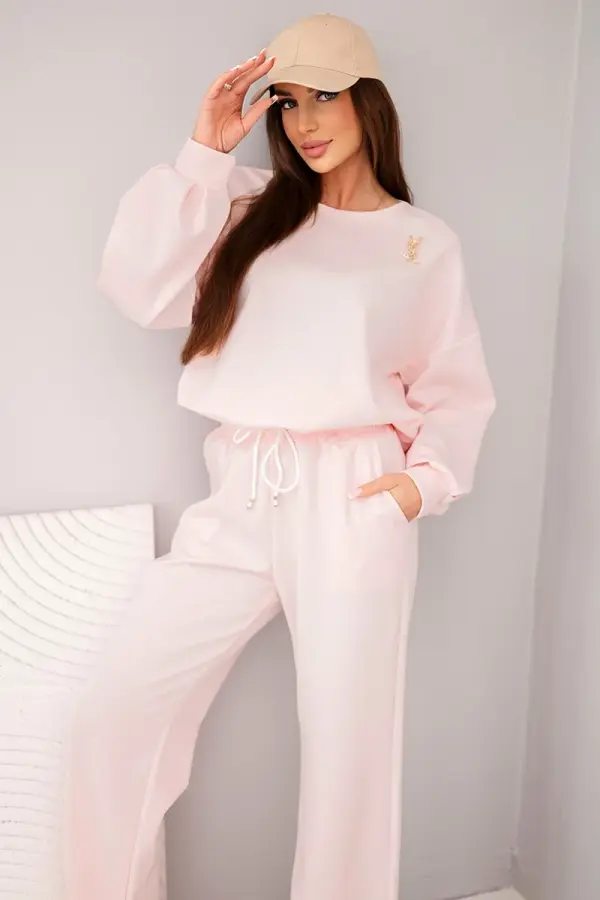 Kesi Włoski Дамски комплект с брошка и прав панталон