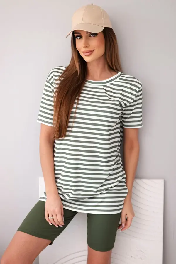 Kesi Włoski Дамски комплект с къс ръкав на райета и къси панталони