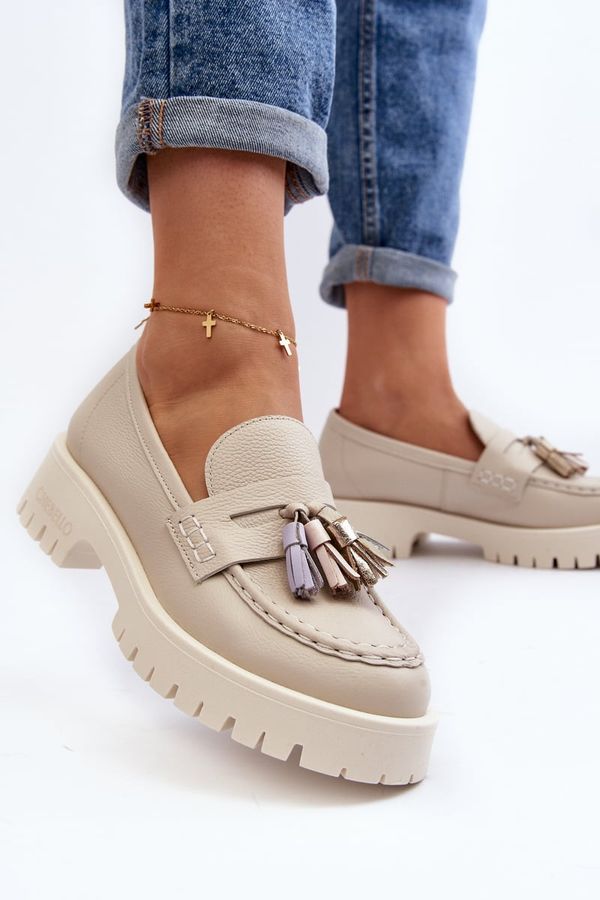CheBello Дамски кожени мокасини с декорация CheBello 4369 Бежови