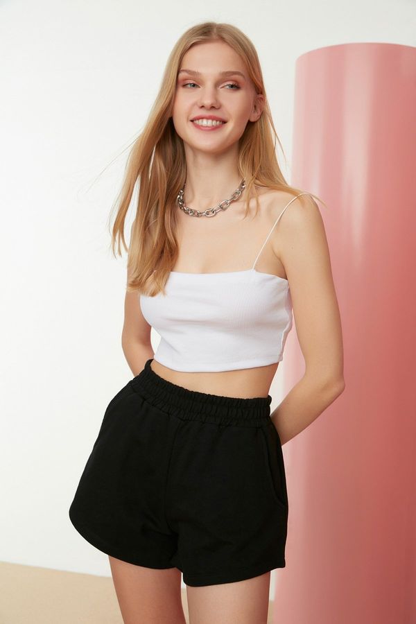 Trendyol дамски къси панталони Trendyol Bermuda