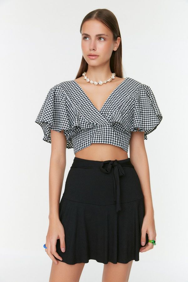 Trendyol Дамски къси панталони. Trendyol