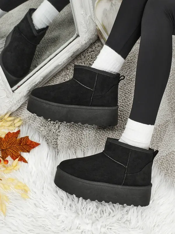 Resti Дамски къси снежни ботуши Resti Vespera