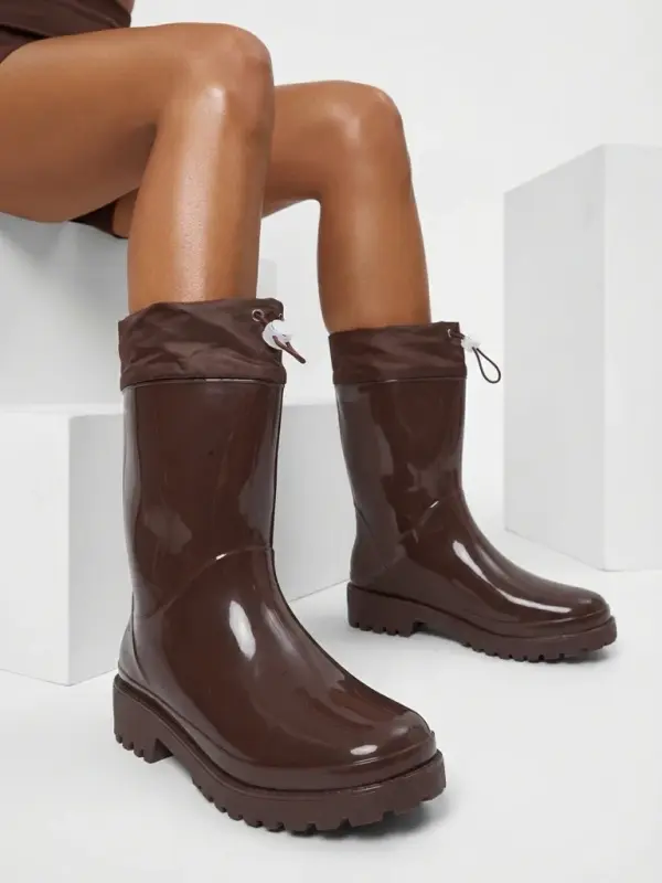 Resti Дамски лачени ботуши Resti