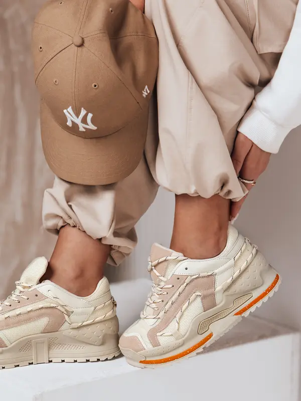 DStreet Дамски маратонки на платформа STREETLY, бежови