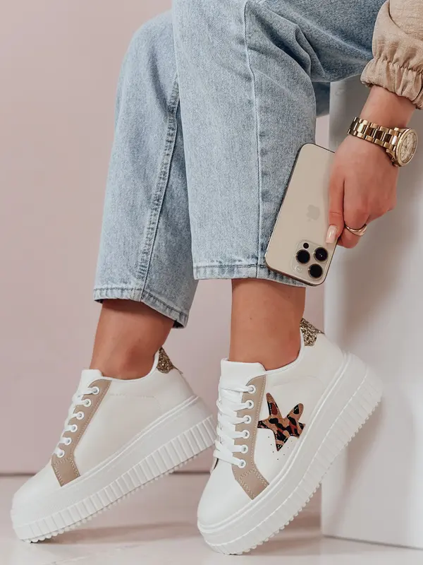 DStreet Дамски маратонки на платформата STARPAN