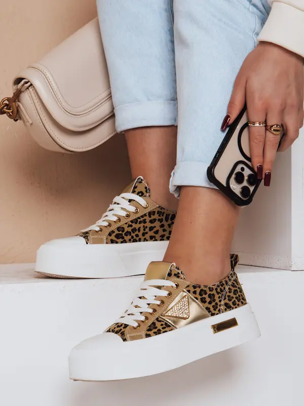 DStreet Дамски маратонки на платформата TRENDIS