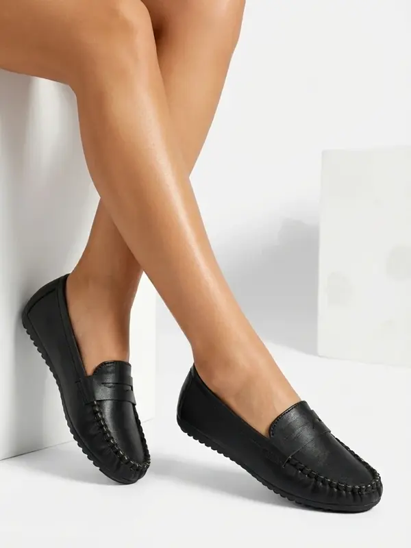 Resti Дамски мокасини с равна подметка