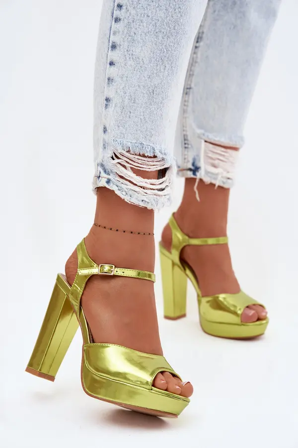 Boto Дамски неоново зелени сандали на ток Nelissey