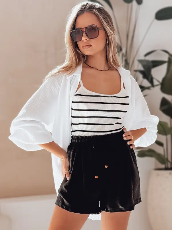 DStreet Дамски платнени шорти SUMMER TRIP черни