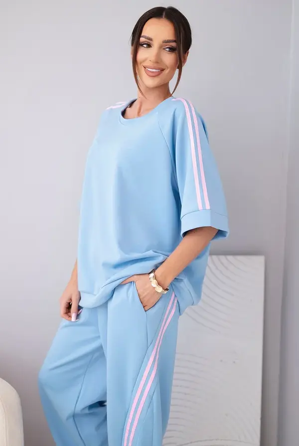 Kesi Włoski Дамски раиран комплект Kesi, бежов