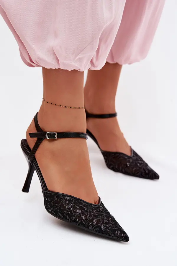 Boto Дамски сандали Boto с декорации