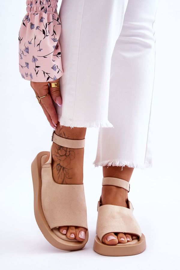 Kesi Дамски сандали Kesi