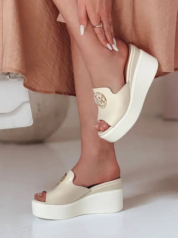 DStreet Дамски сандали на платформа KLASSINA