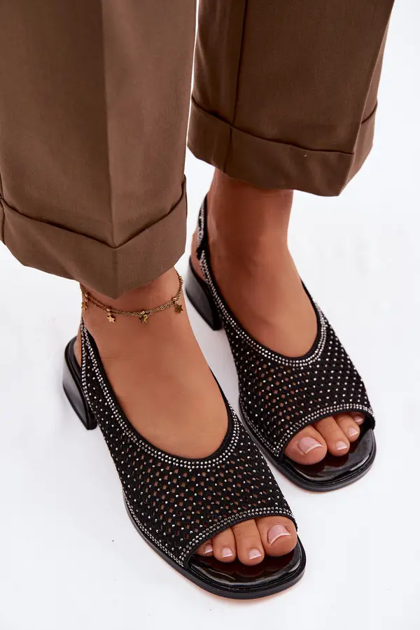 D&A Дамски сандали с декоративен ток