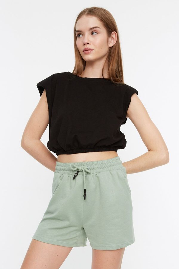 Trendyol Дамски шорти Trendyol Knitted