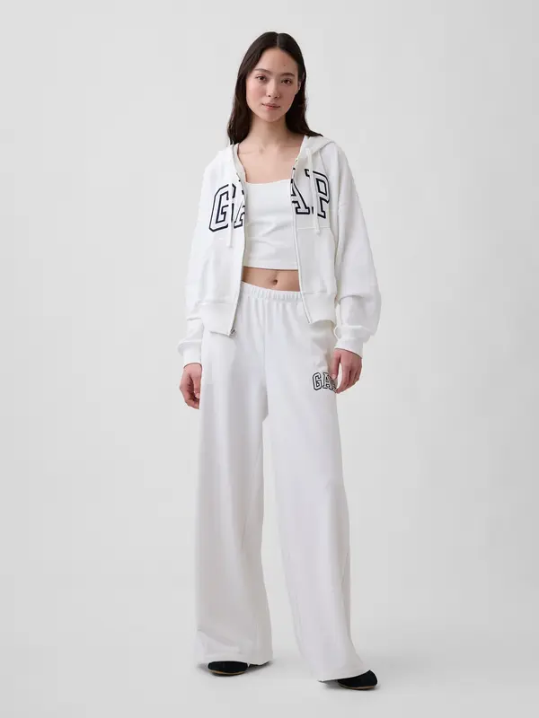 GAP Дамски спортен панталон GAP с широки крачоли и лого