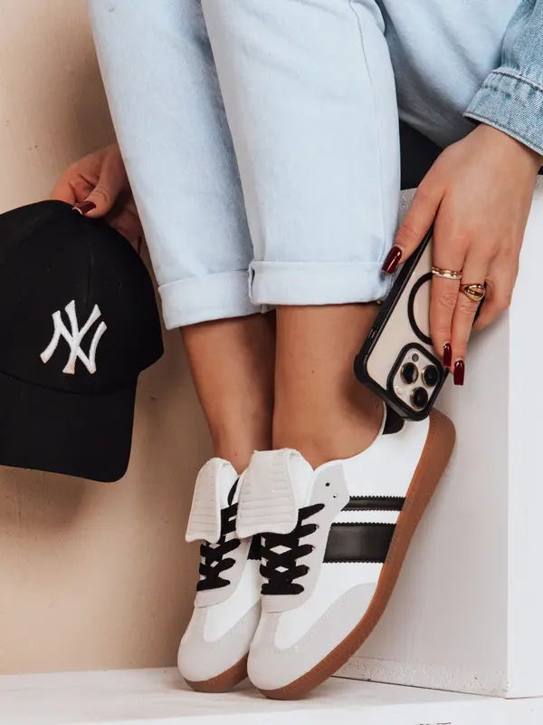 DStreet Дамски спортни маратонки SNIKAR бели