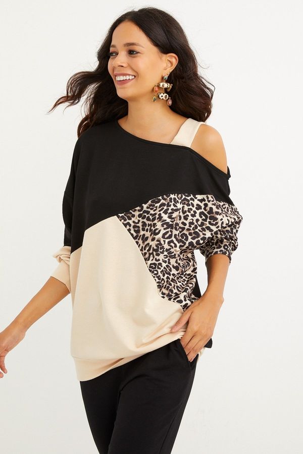 Cool & Sexy Дамски суичър. Cool & Sexy