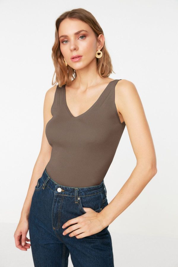 Trendyol Дамски топ. Trendyol Knitwear