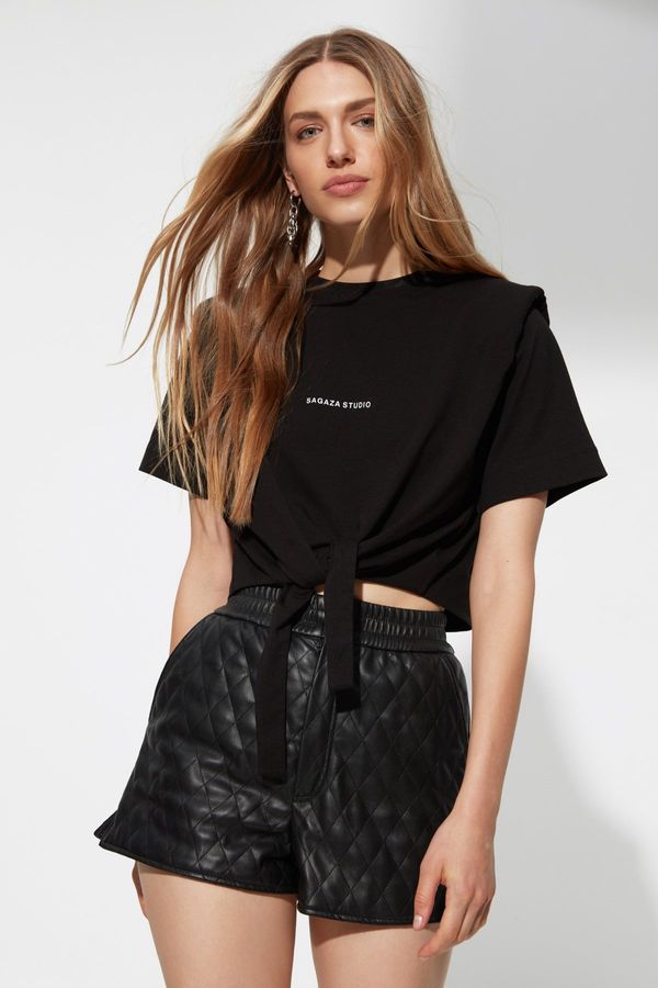 Trendyol Дамски топ. Trendyol Sagaza