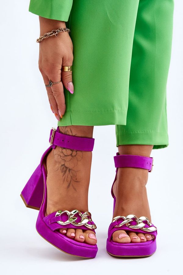 Lewski Shoes Дамски велурени сандали с масивен ток Lewski Shoes 3207 Фуксия