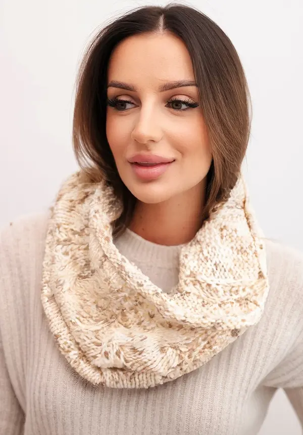 Kesi Дамски зимен шал Kesi KN25 бежов