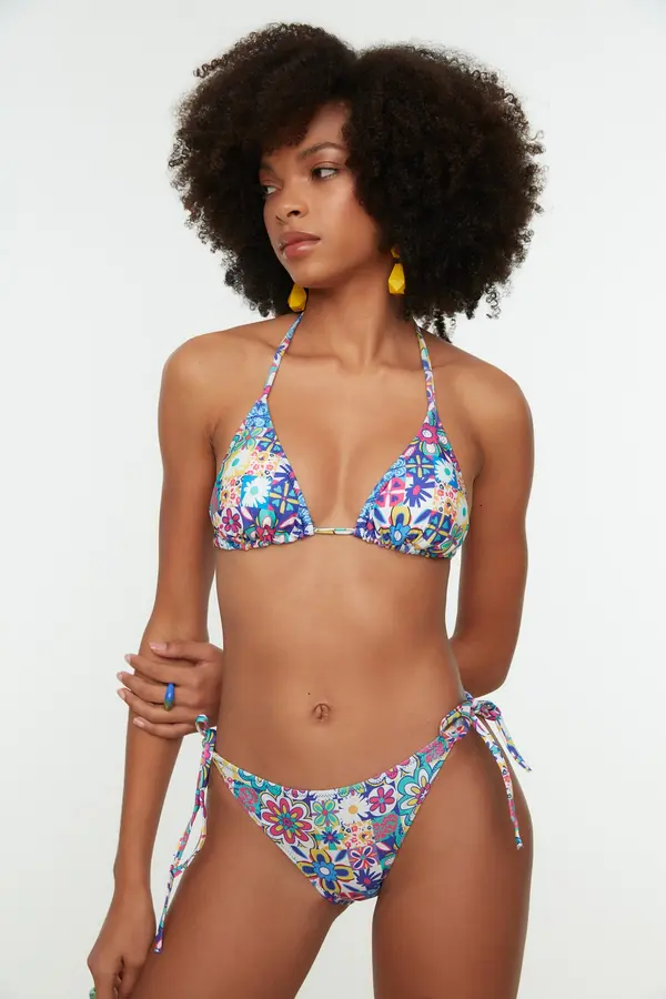 Trendyol Дамско долнище на бански  Trendyol Floral patterned