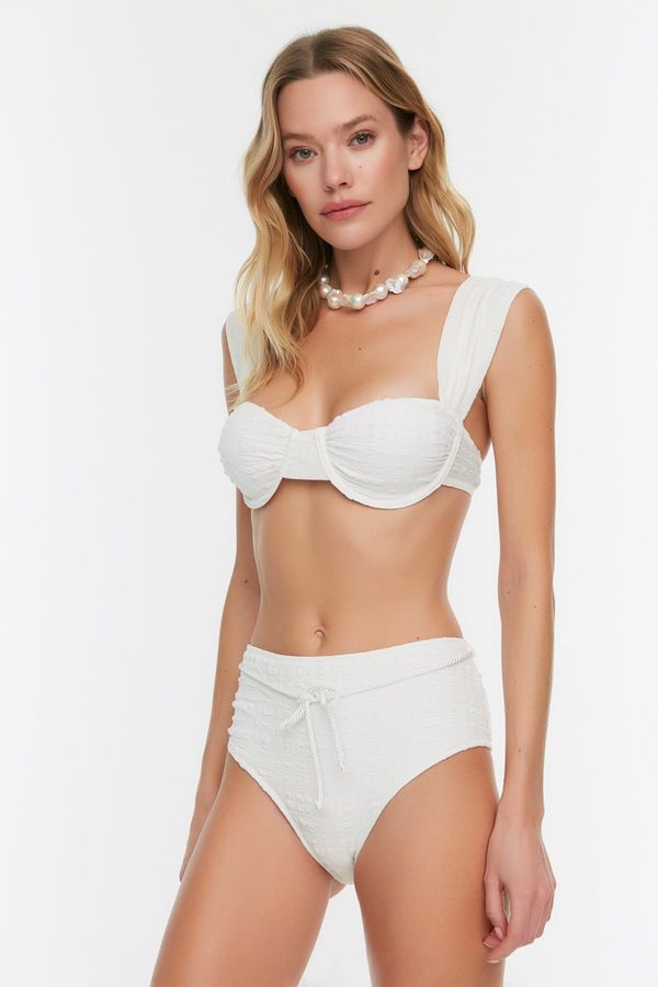 Trendyol Дамско долнище на бански Trendyol Textured