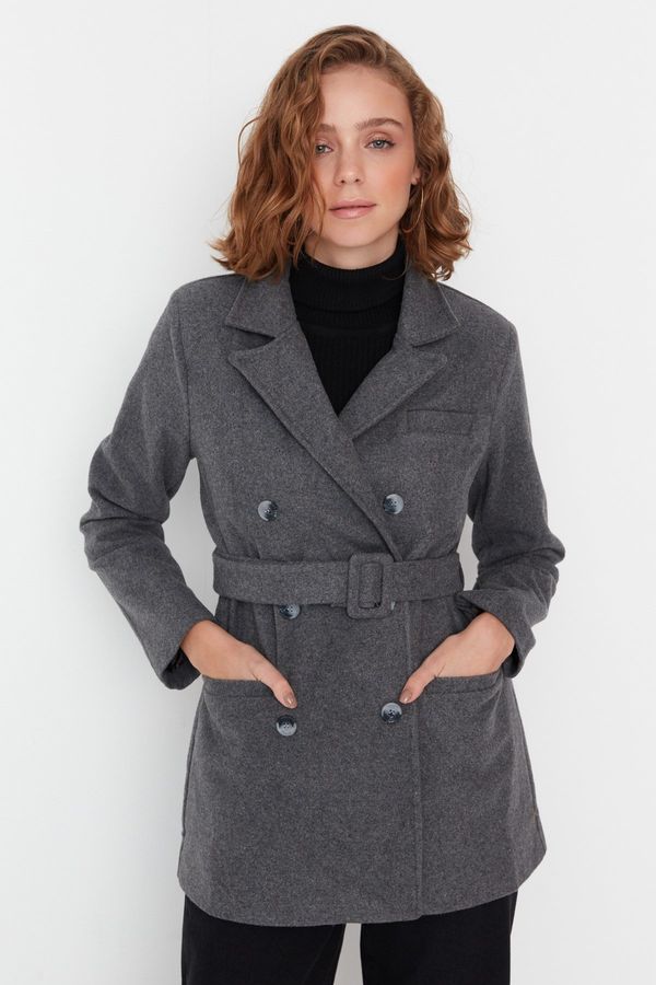 Trendyol Дамско палто. Trendyol Cachet