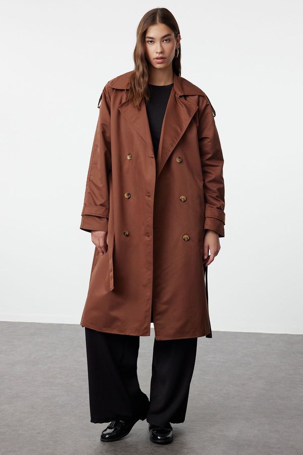 Trendyol Дамско палто. Trendyol