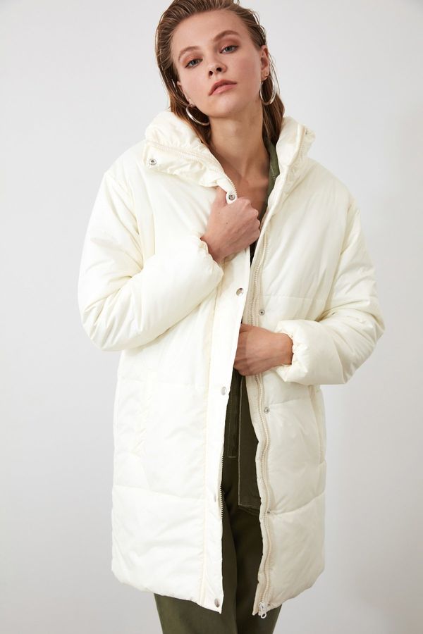 Trendyol Дамско яке Trendyol Ekru