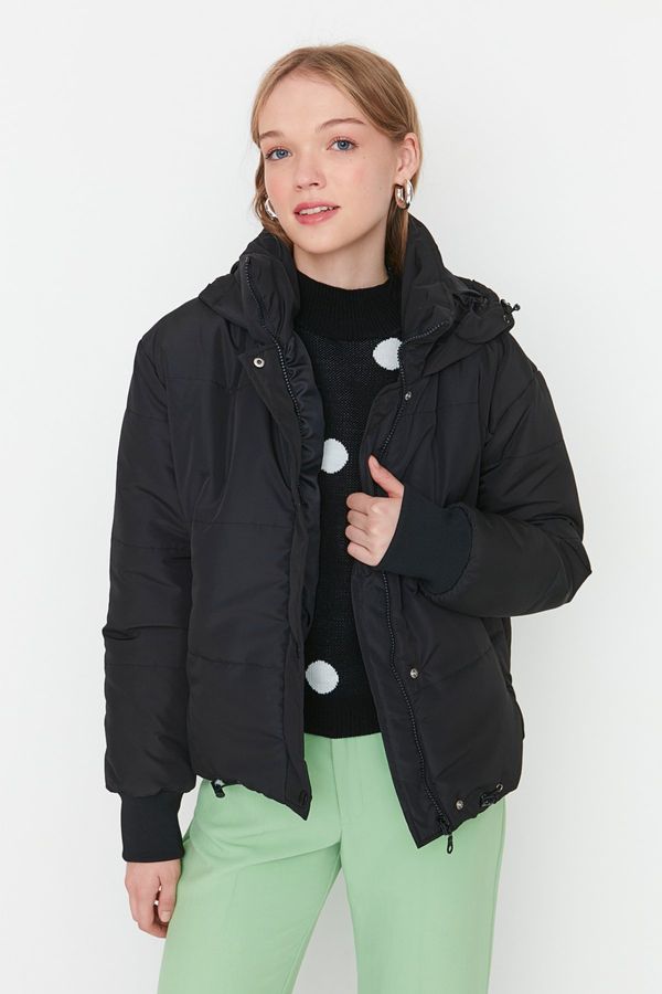 Trendyol Дамско яке Trendyol Hooded