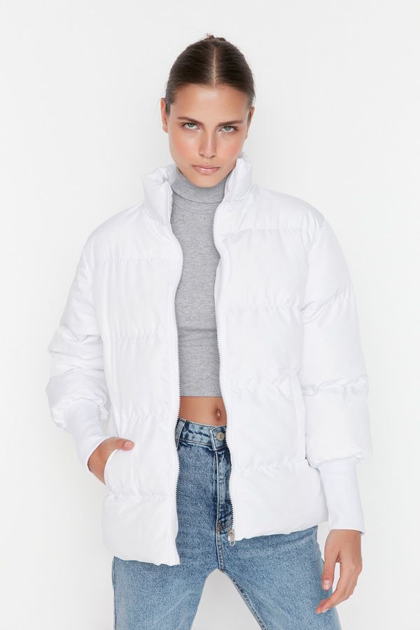 Trendyol Дамско яке  Trendyol Winter