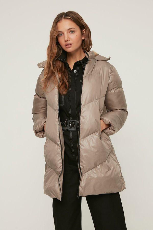 Trendyol Дамско яке. Trendyol Mink