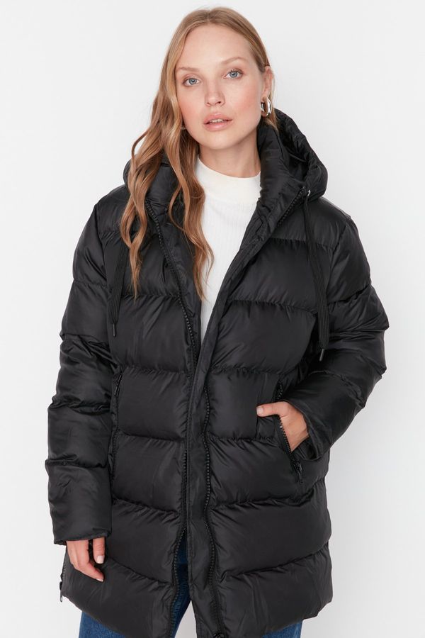 Trendyol Дамско яке. Trendyol Quilted