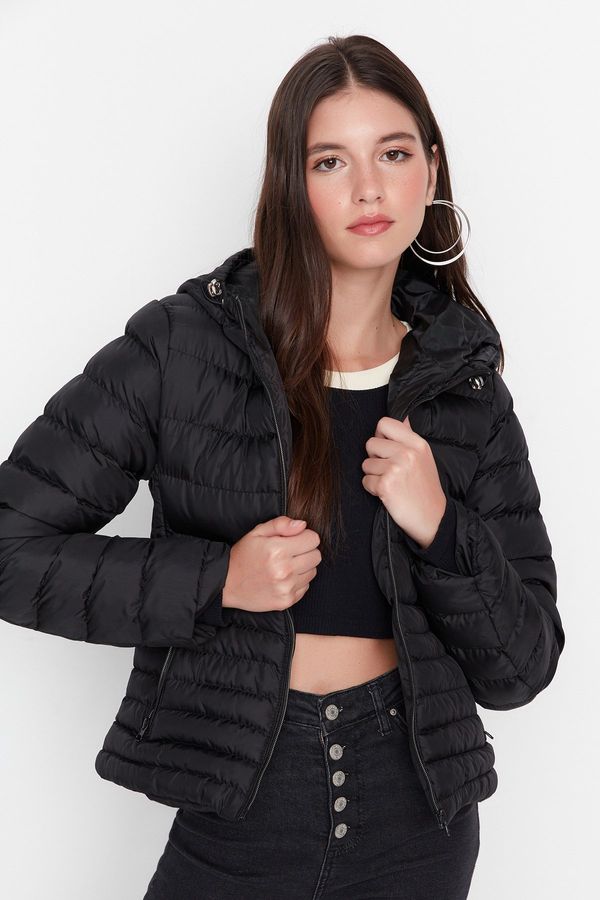 Trendyol Дамско яке. Trendyol Winter